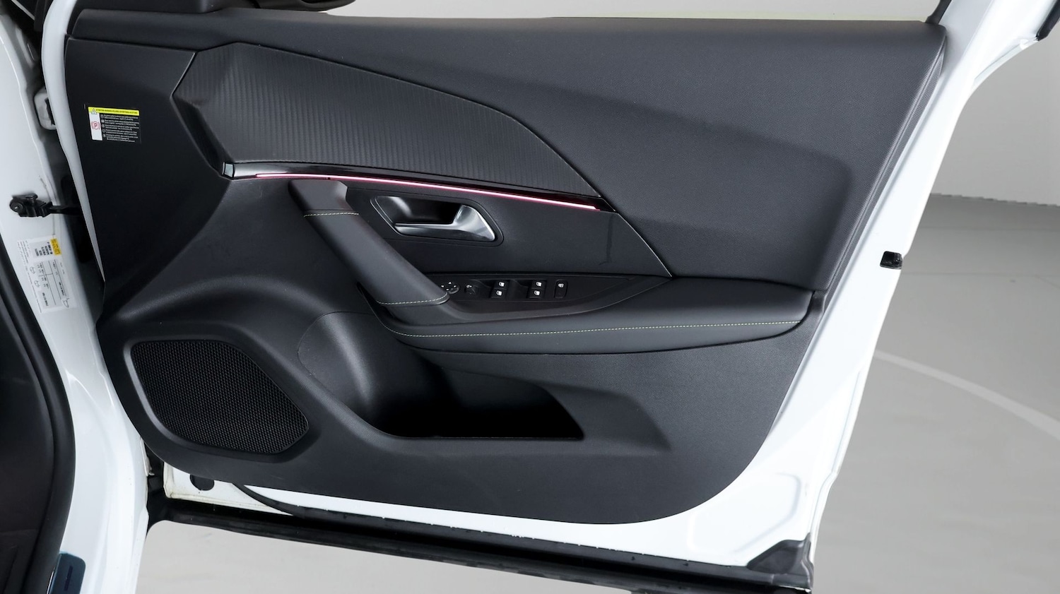 Used Peugeot 2008 2022 for sale - 77976168: Photo 14