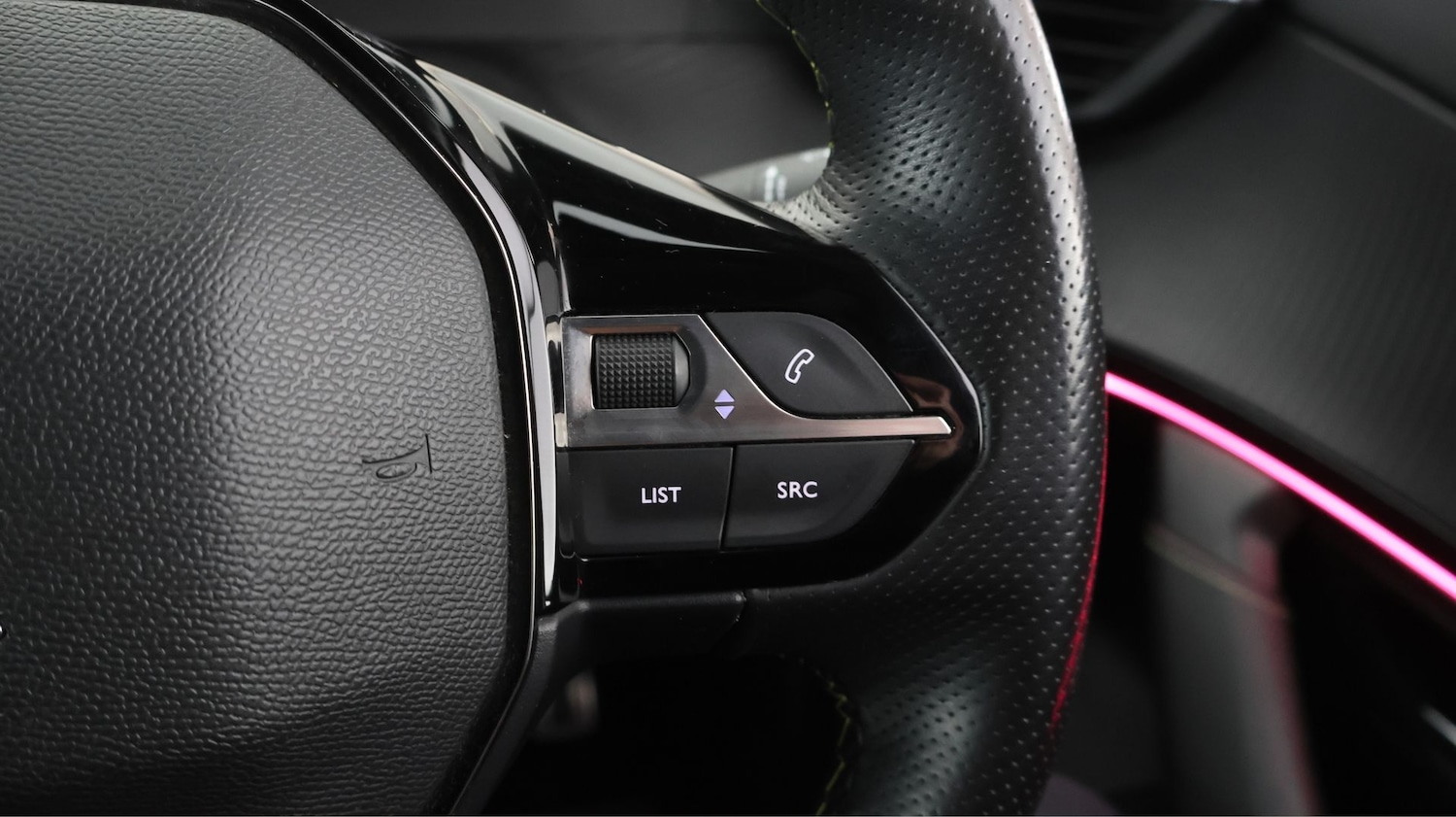 Used Peugeot 2008 2022 for sale - 77976168: Photo 23