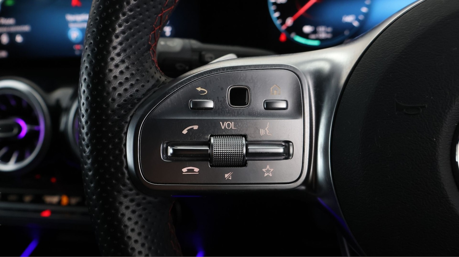 Used Mercedes-Benz EQA 2022 for sale - 77637035: Photo 23