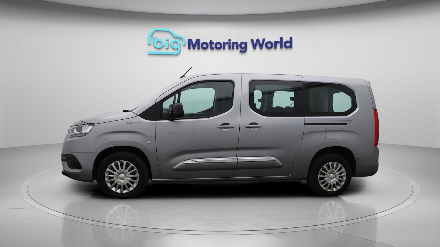 Used Toyota PROACE CITY Verso 2025 for sale - 77846352: Photo 4