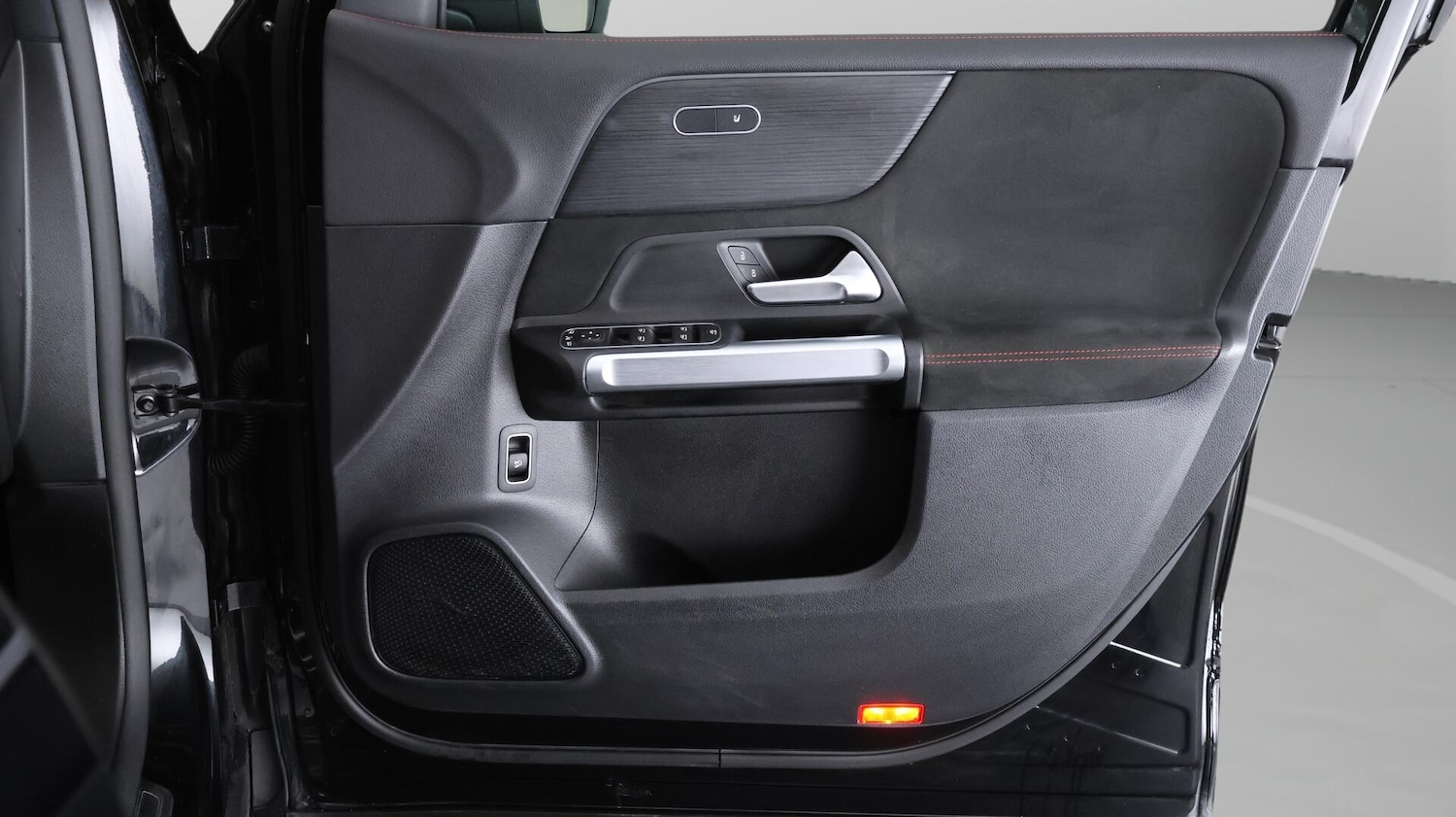 Used Mercedes-Benz EQB 2022 for sale - 76031887: Photo 15