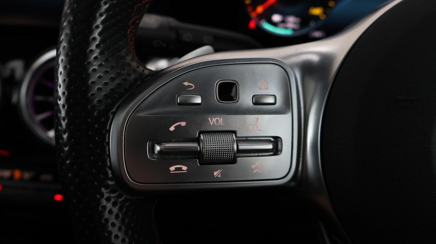 Used Mercedes-Benz EQB 2022 for sale - 76031887: Photo 24