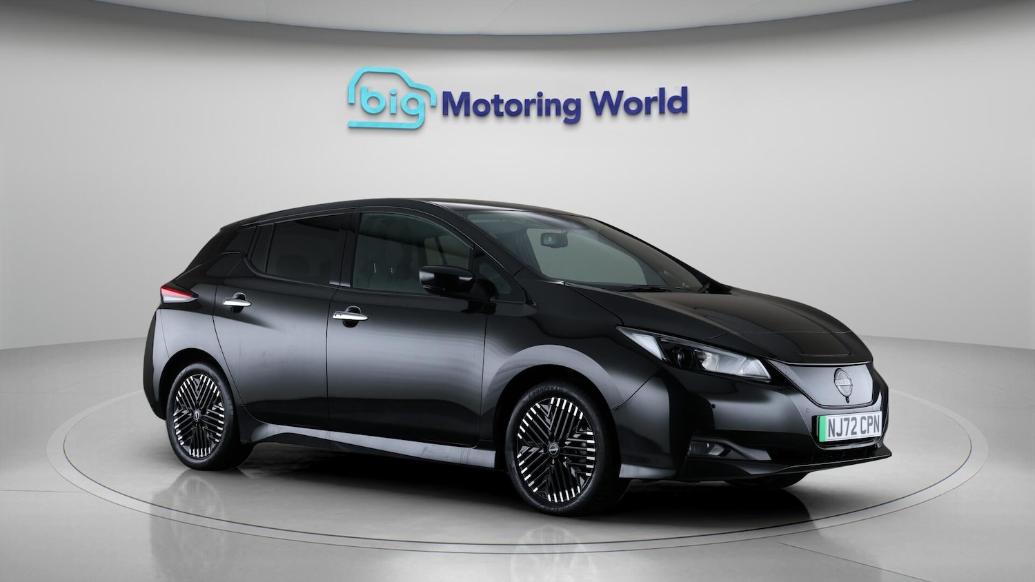 Used Nissan Leaf 2022 for sale - 76136098: Photo 2