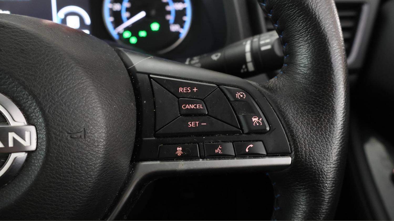 Used Nissan Leaf 2022 for sale - 76136098: Photo 23