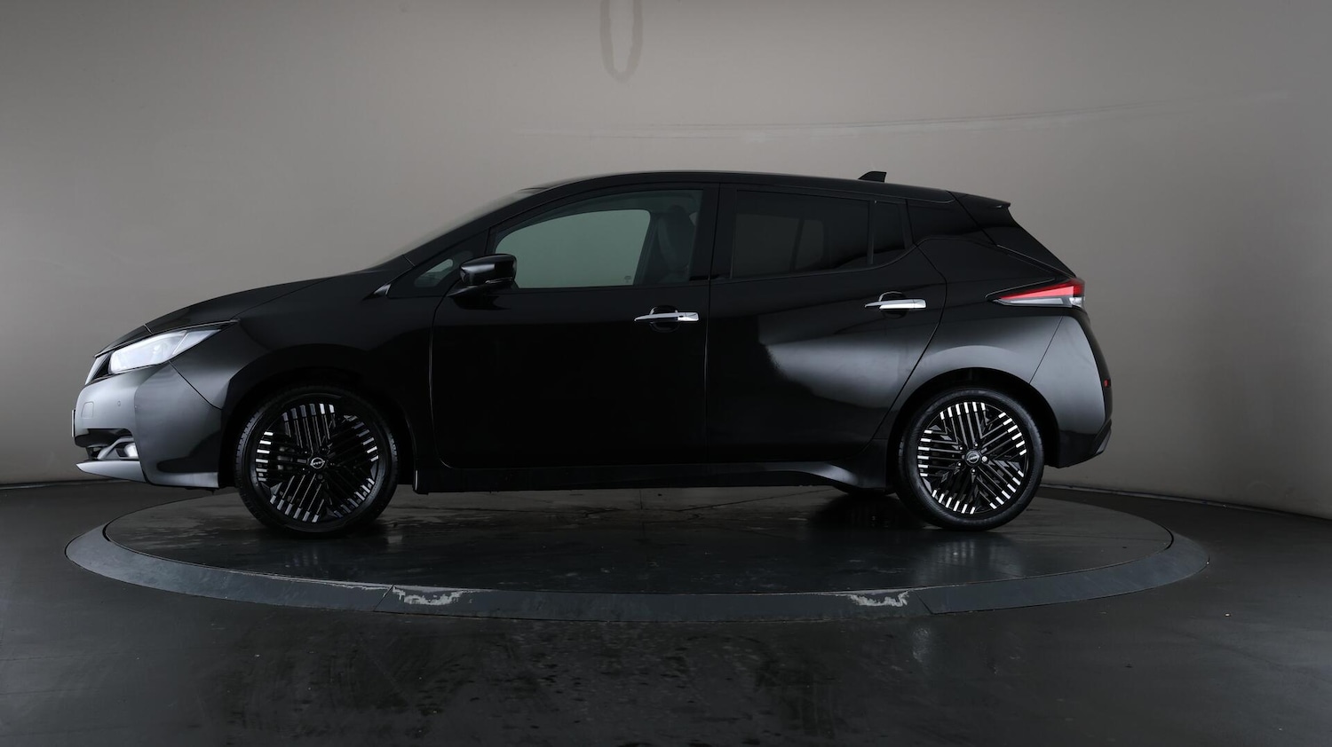 Used Nissan Leaf 2022 for sale - 76136098: Photo 37