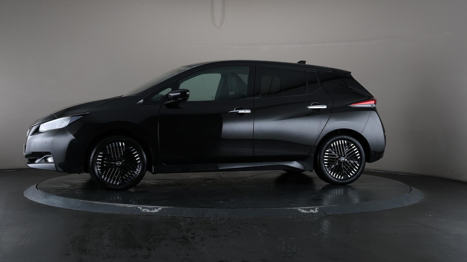 Used Nissan Leaf 2022 for sale - 76136098: Photo 38