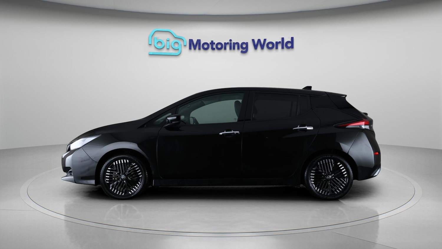 Used Nissan Leaf 2022 for sale - 76136098: Photo 5