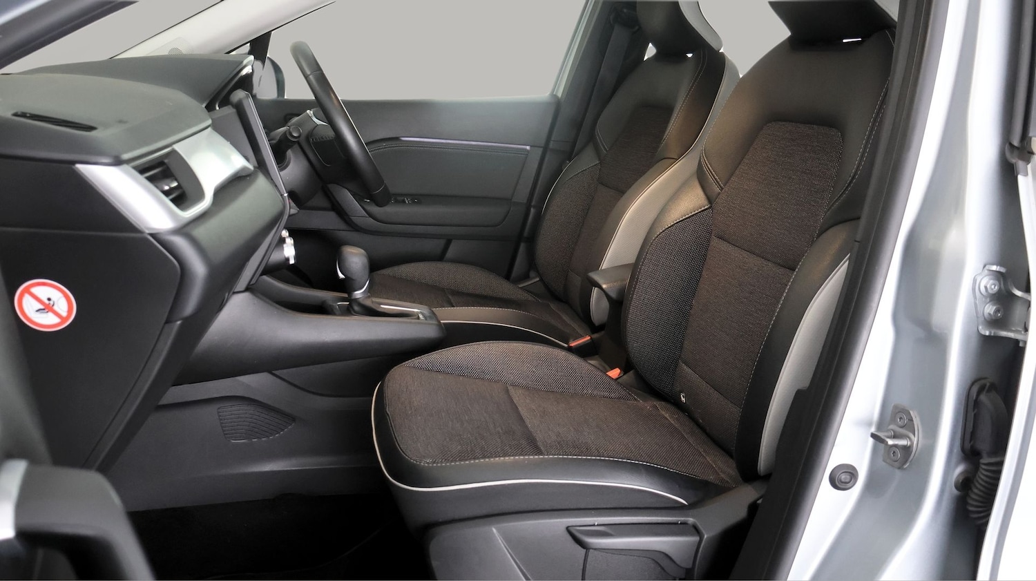 Used Renault Captur 2023 for sale - 78141111: Photo 14