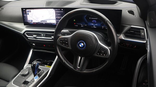 Used BMW i4 2022 for sale - 76259789: Photo 10