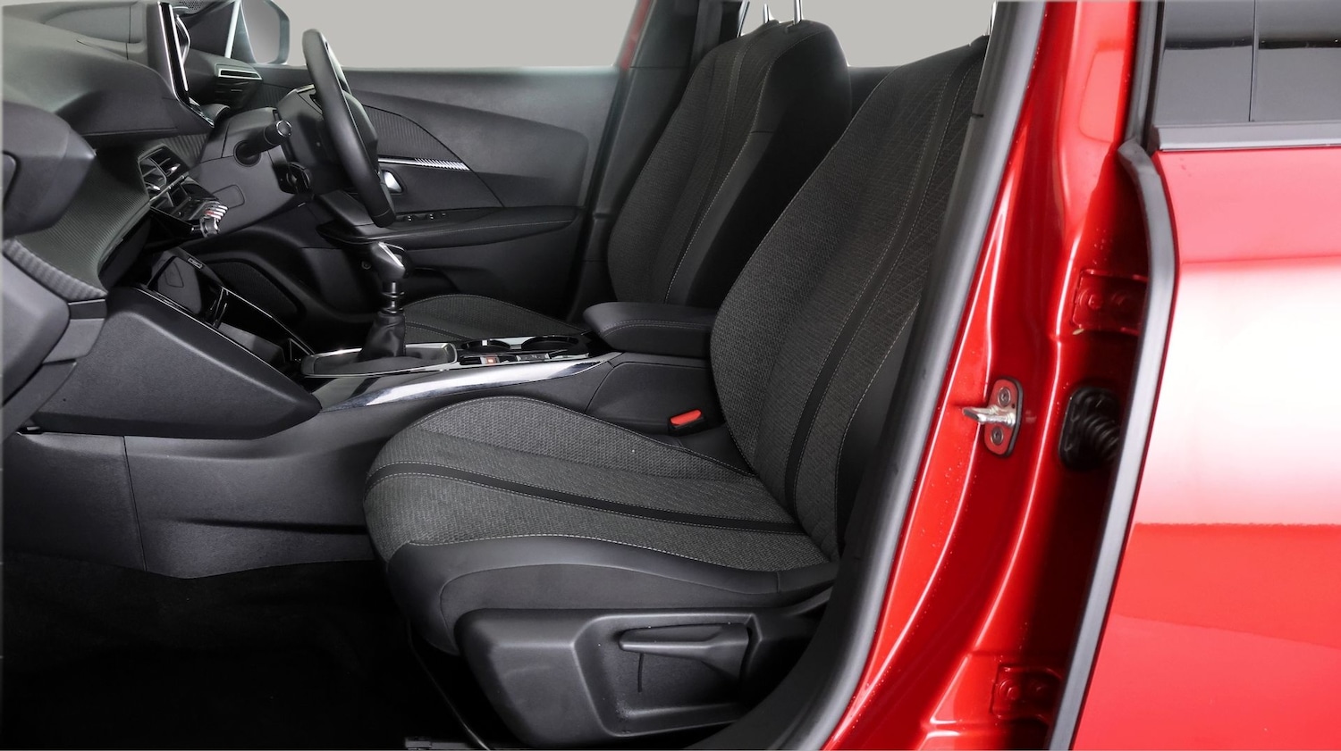 Used Peugeot 2008 2023 for sale - 77719076: Photo 13