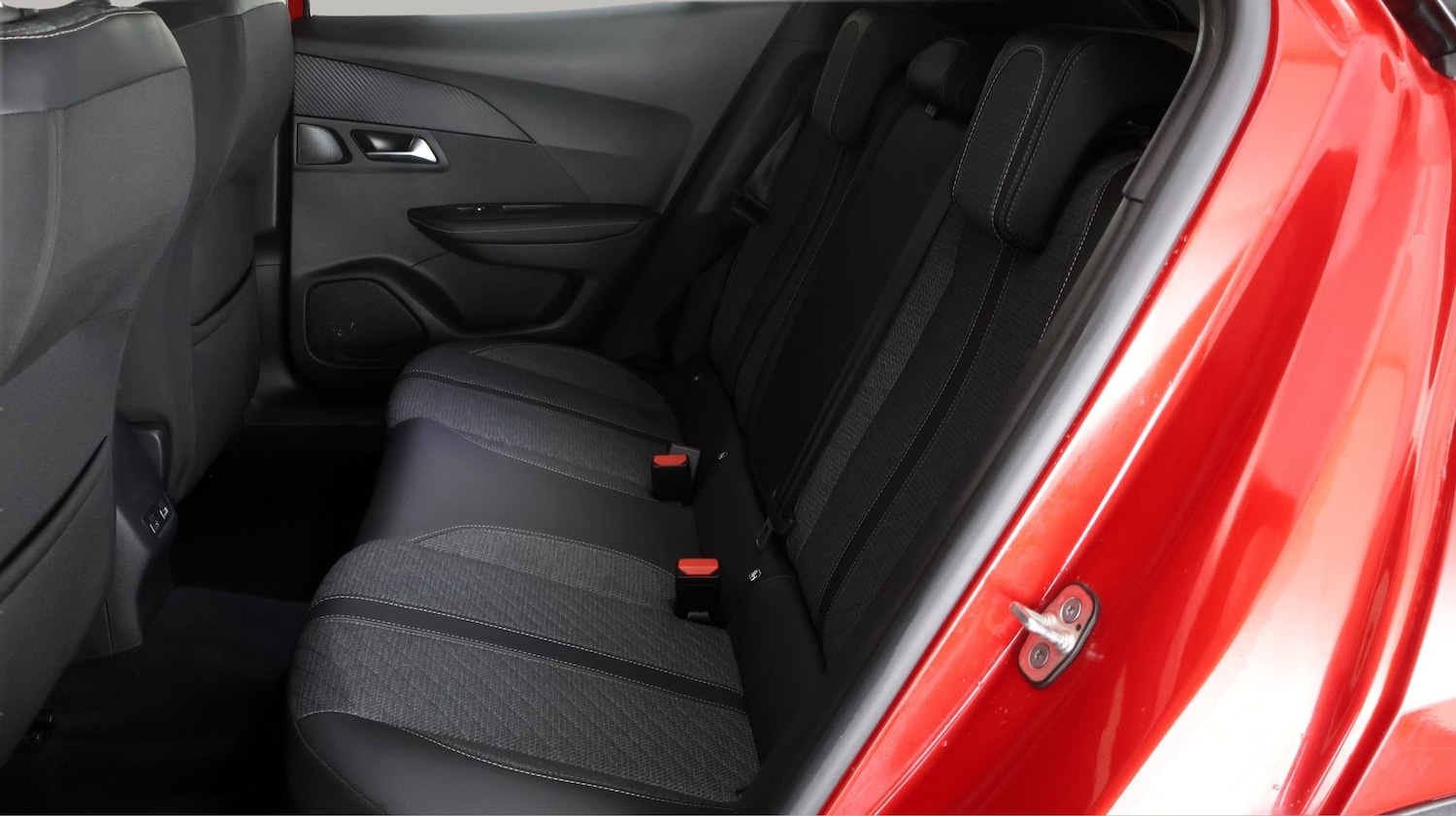 Used Peugeot 2008 2023 for sale - 77719076: Photo 15