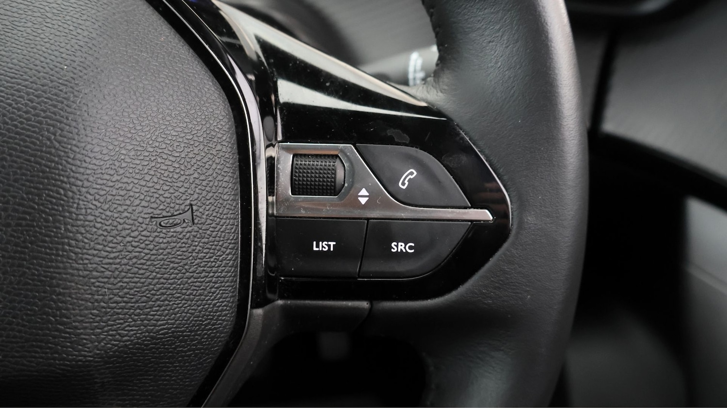 Used Peugeot 2008 2023 for sale - 77719076: Photo 21