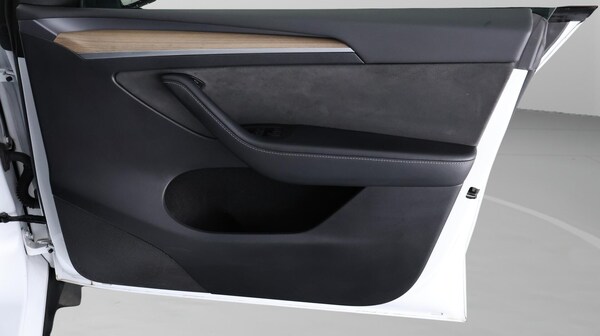 Used Tesla Model Y for sale - 76251427: Photo 16