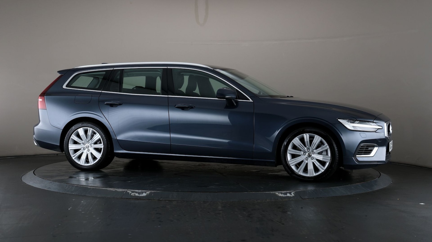 Used Volvo V60 2021 for sale - 76810470: Photo 50