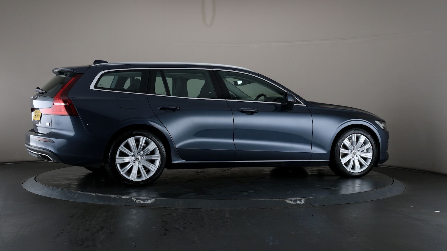 Used Volvo V60 2021 for sale - 76810470: Photo 55