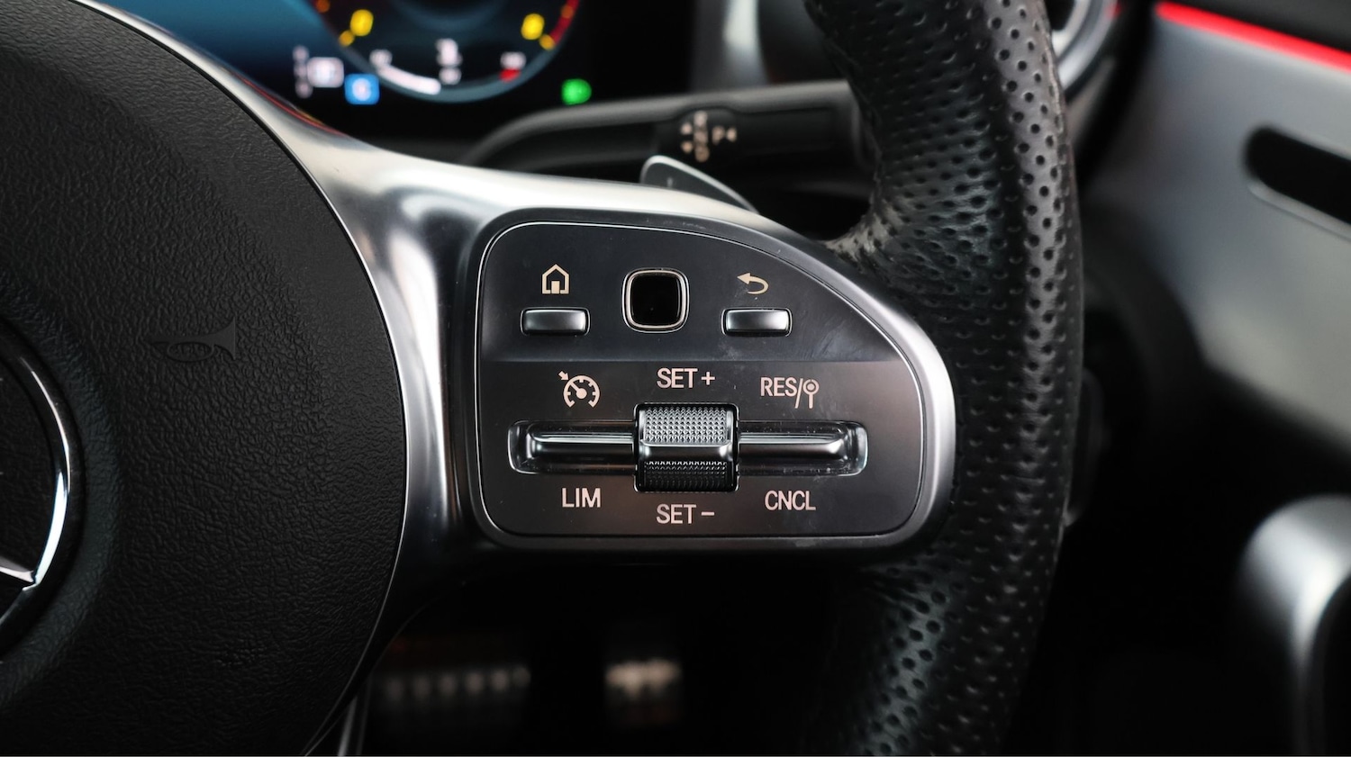 Used Mercedes-Benz CLA 2022 for sale - 77975764: Photo 24