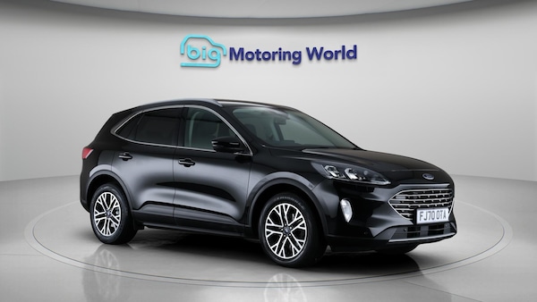 Used Ford Kuga 2020 for sale - 76282896: Photo 2