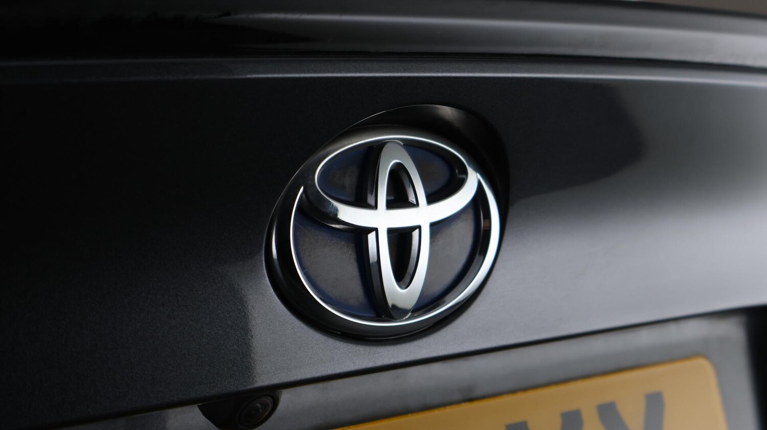 Used Toyota C-HR for sale - 76735392: Photo 20