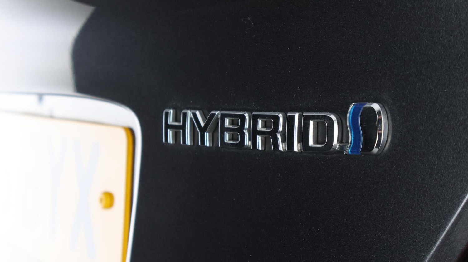 Used Toyota C-HR for sale - 76735392: Photo 21