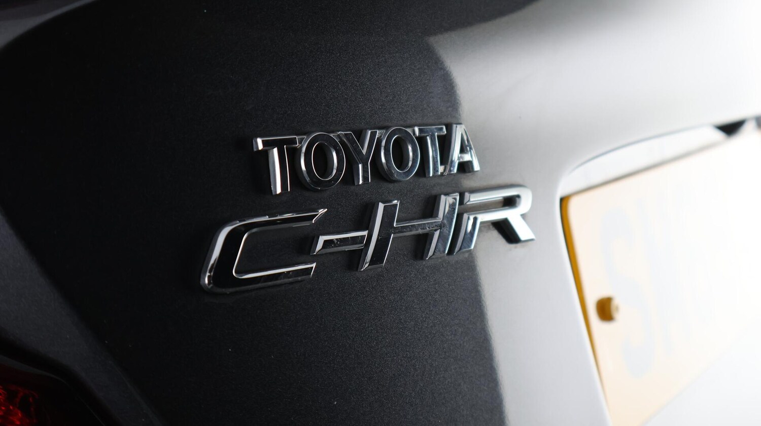 Used Toyota C-HR for sale - 76735392: Photo 22