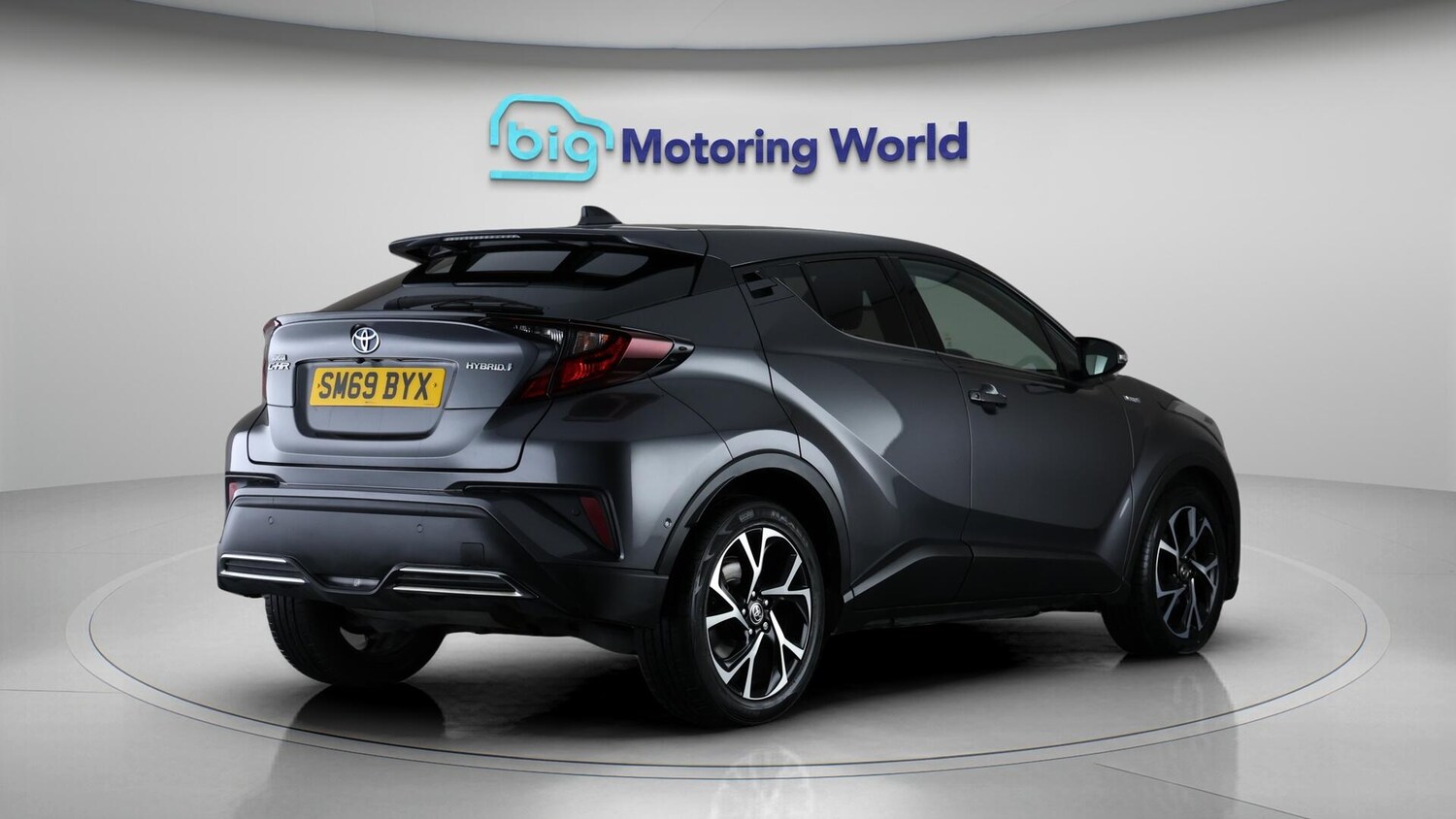 Used Toyota C-HR for sale - 76735392: Photo 8