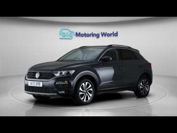Used Volkswagen T-Roc 2021 for sale - 74965812: Photo