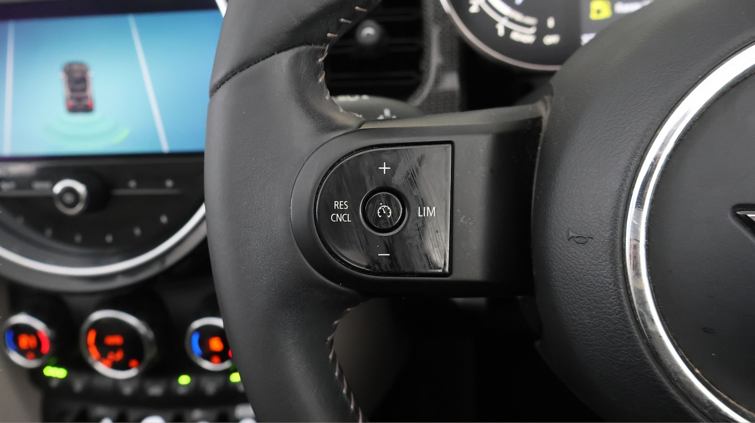 Used MINI Convertible 2023 for sale - 77736987: Photo 23