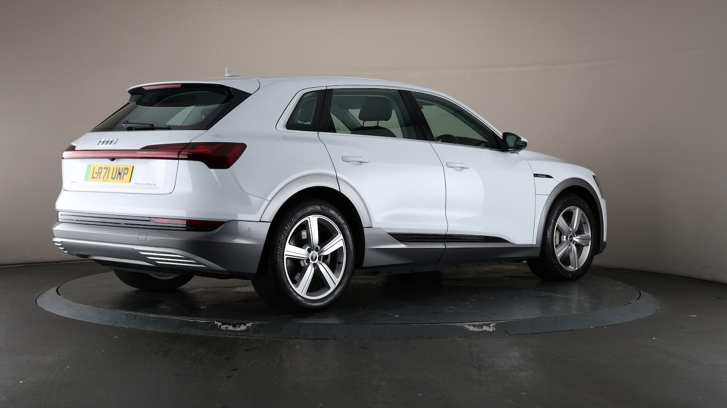 Used Audi e-tron 2021 for sale - 76179705: Photo 68