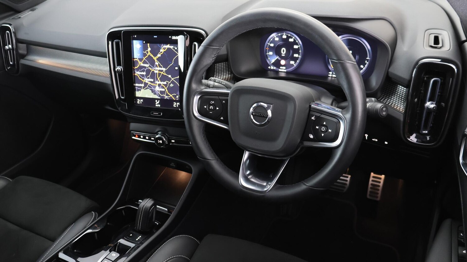 Used Volvo XC40 2021 for sale - 76597454: Photo 9