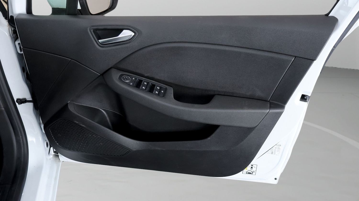 Used Renault Clio 2022 for sale - 77632350: Photo 14