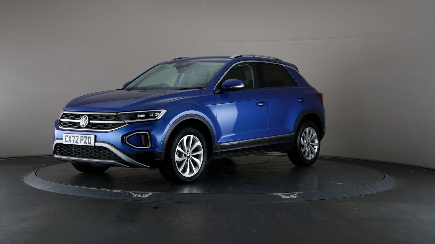 Used Volkswagen T-Roc for sale - 76810472: Photo 37