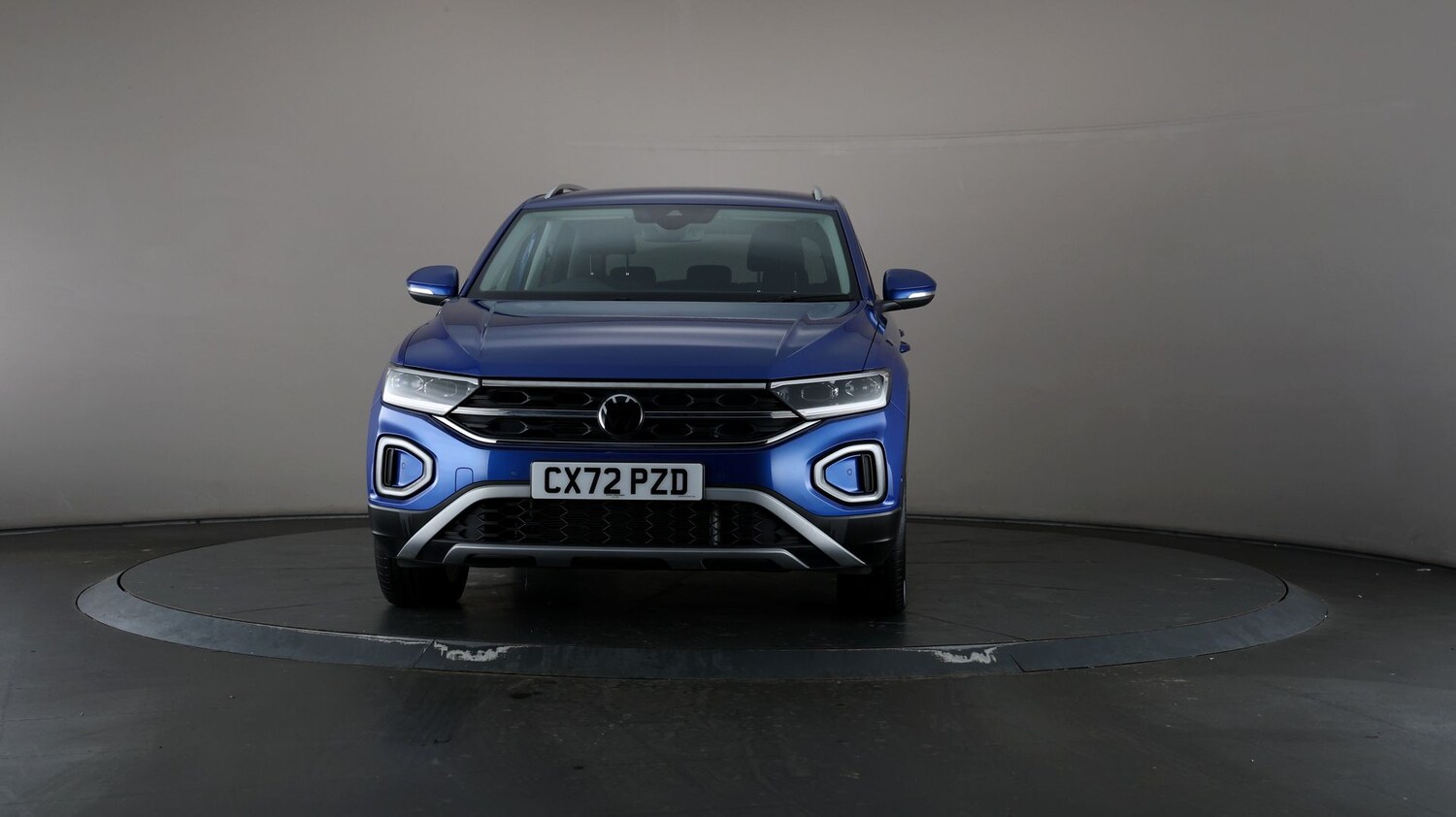 Used Volkswagen T-Roc for sale - 76810472: Photo 42