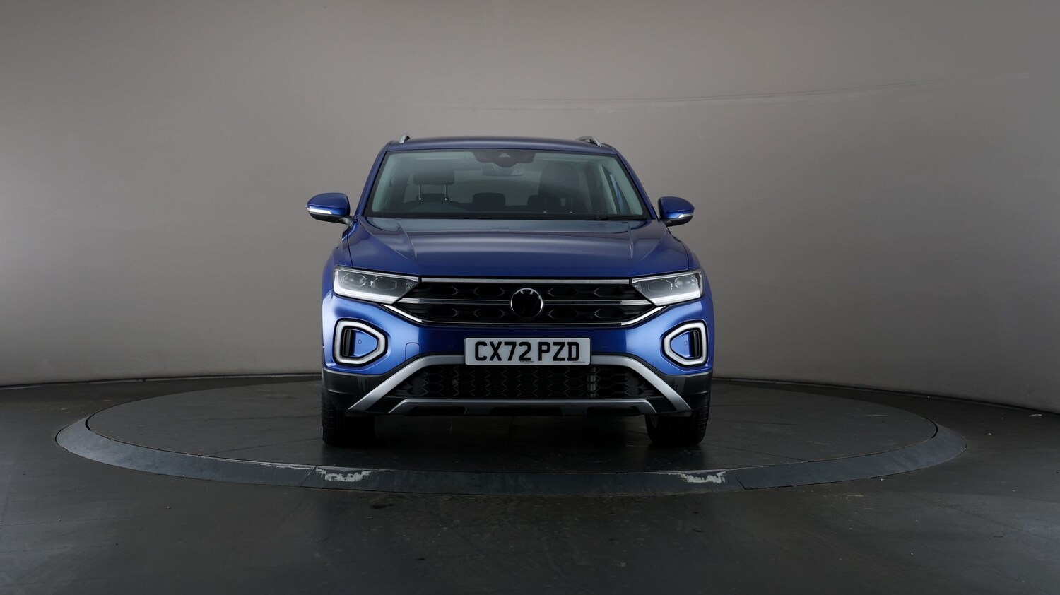 Used Volkswagen T-Roc for sale - 76810472: Photo 43