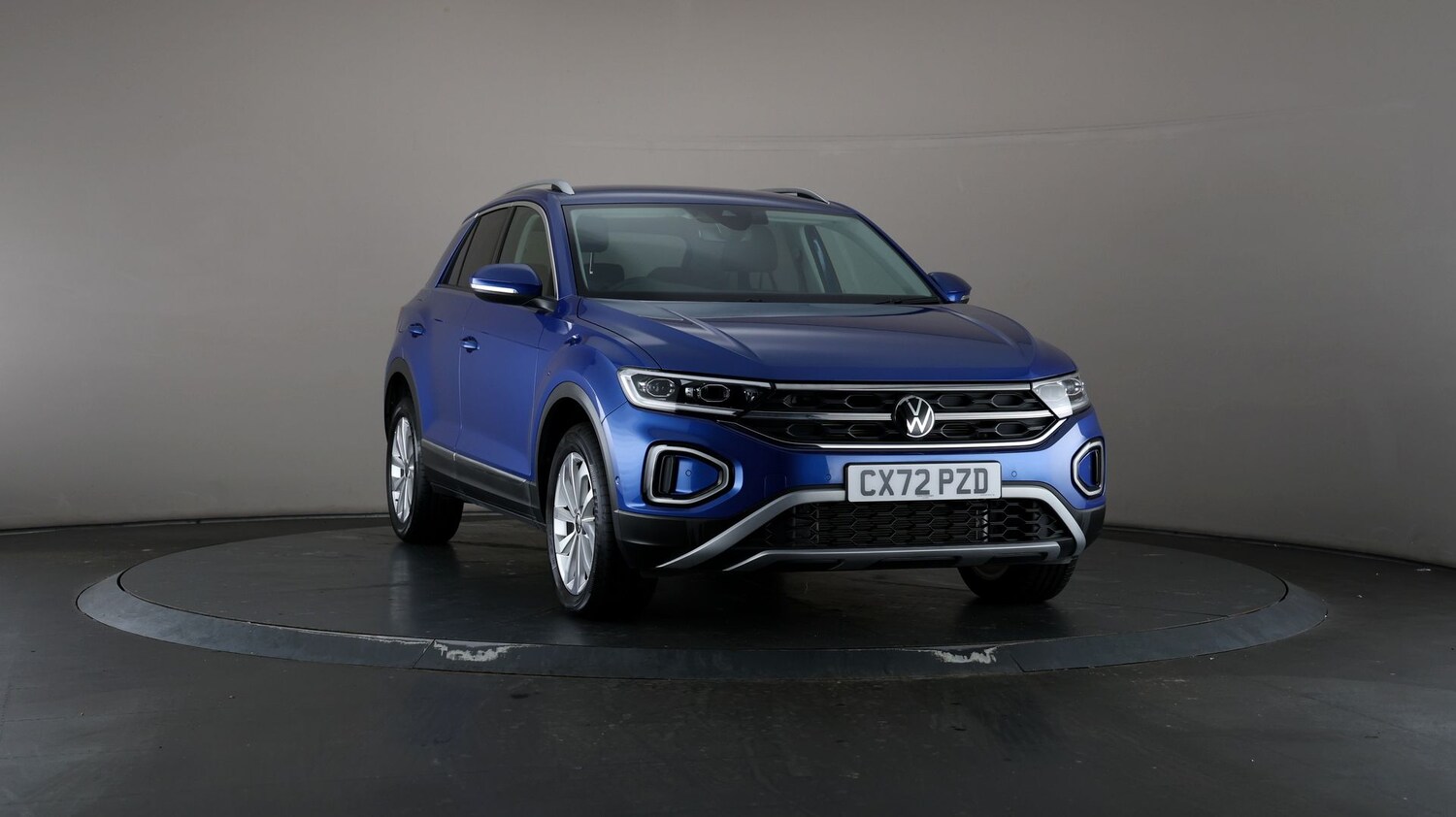 Used Volkswagen T-Roc for sale - 76810472: Photo 45