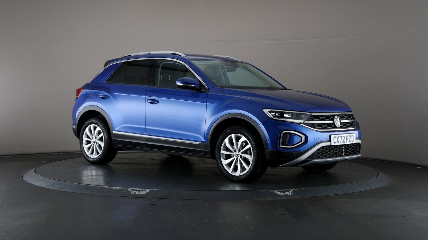 Used Volkswagen T-Roc for sale - 76810472: Photo 48