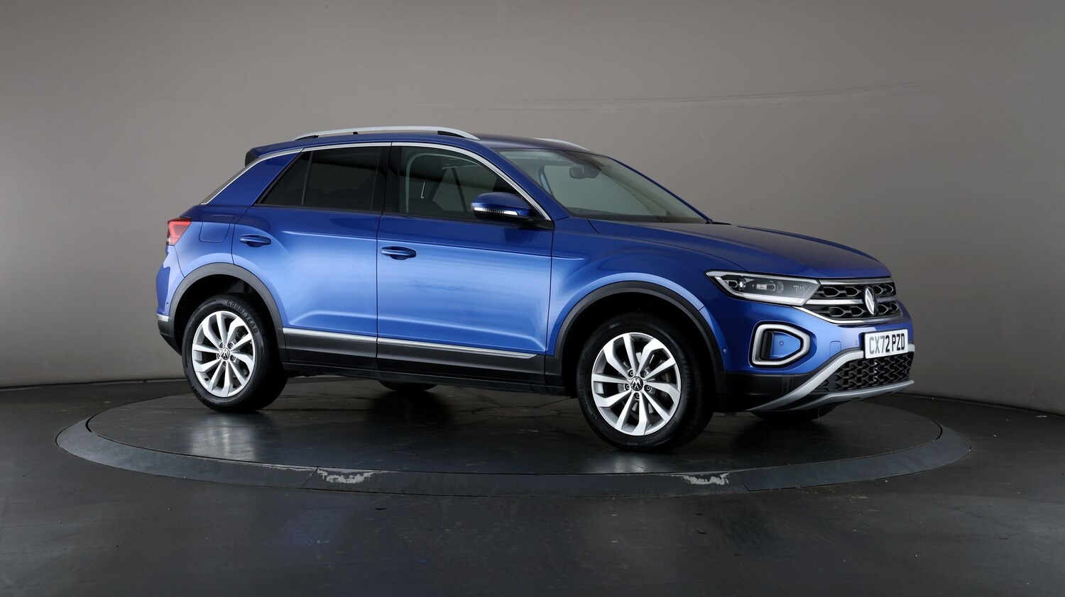 Used Volkswagen T-Roc for sale - 76810472: Photo 49