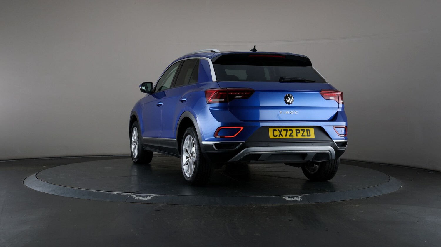 Used Volkswagen T-Roc for sale - 76810472: Photo 51
