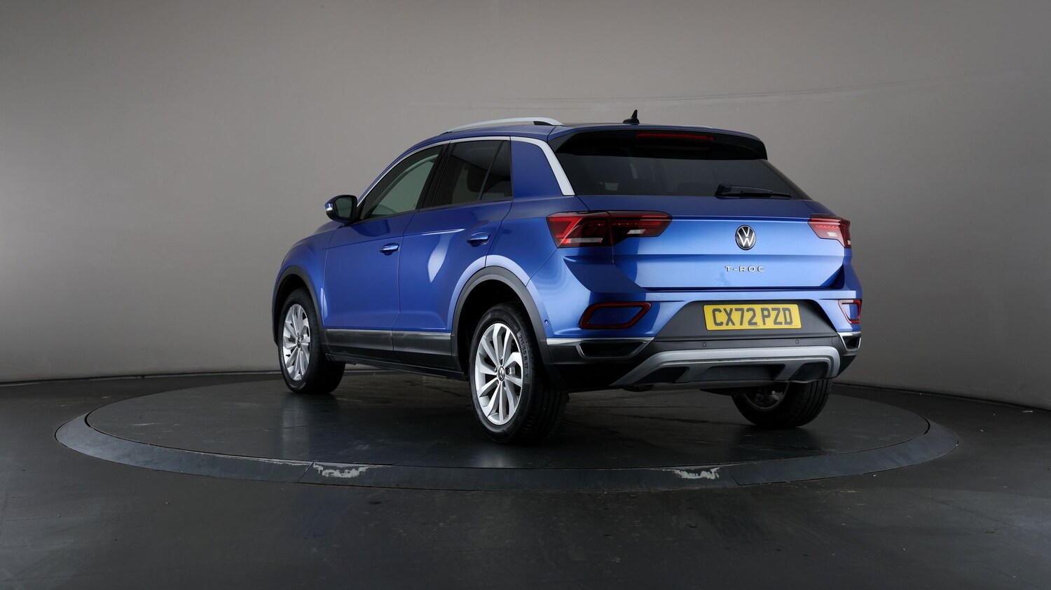 Used Volkswagen T-Roc for sale - 76810472: Photo 62