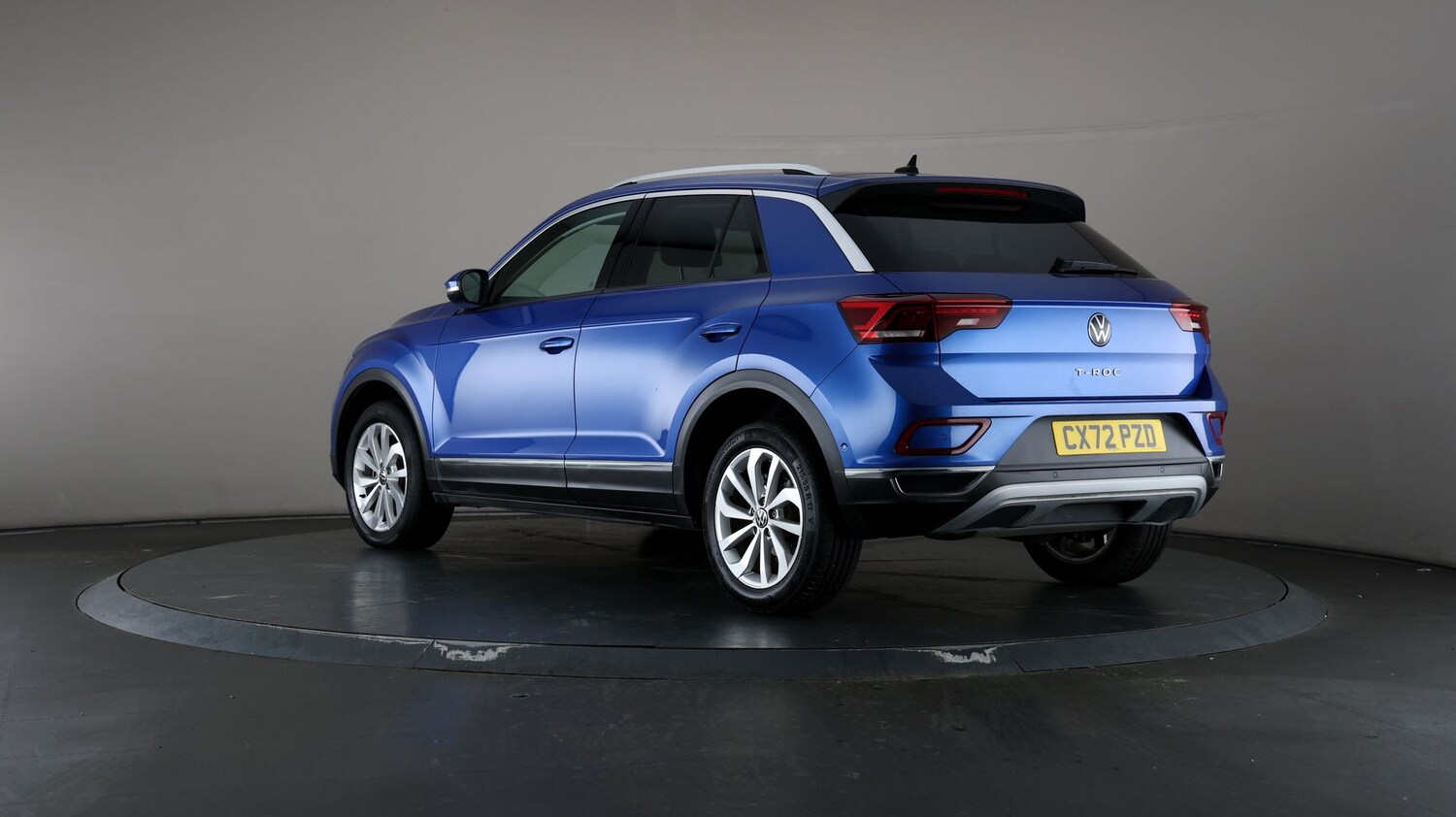Used Volkswagen T-Roc for sale - 76810472: Photo 67
