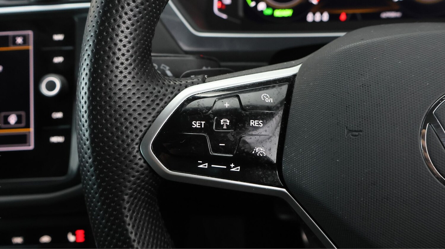 Used Volkswagen Tiguan 2022 for sale - 77476078: Photo 21