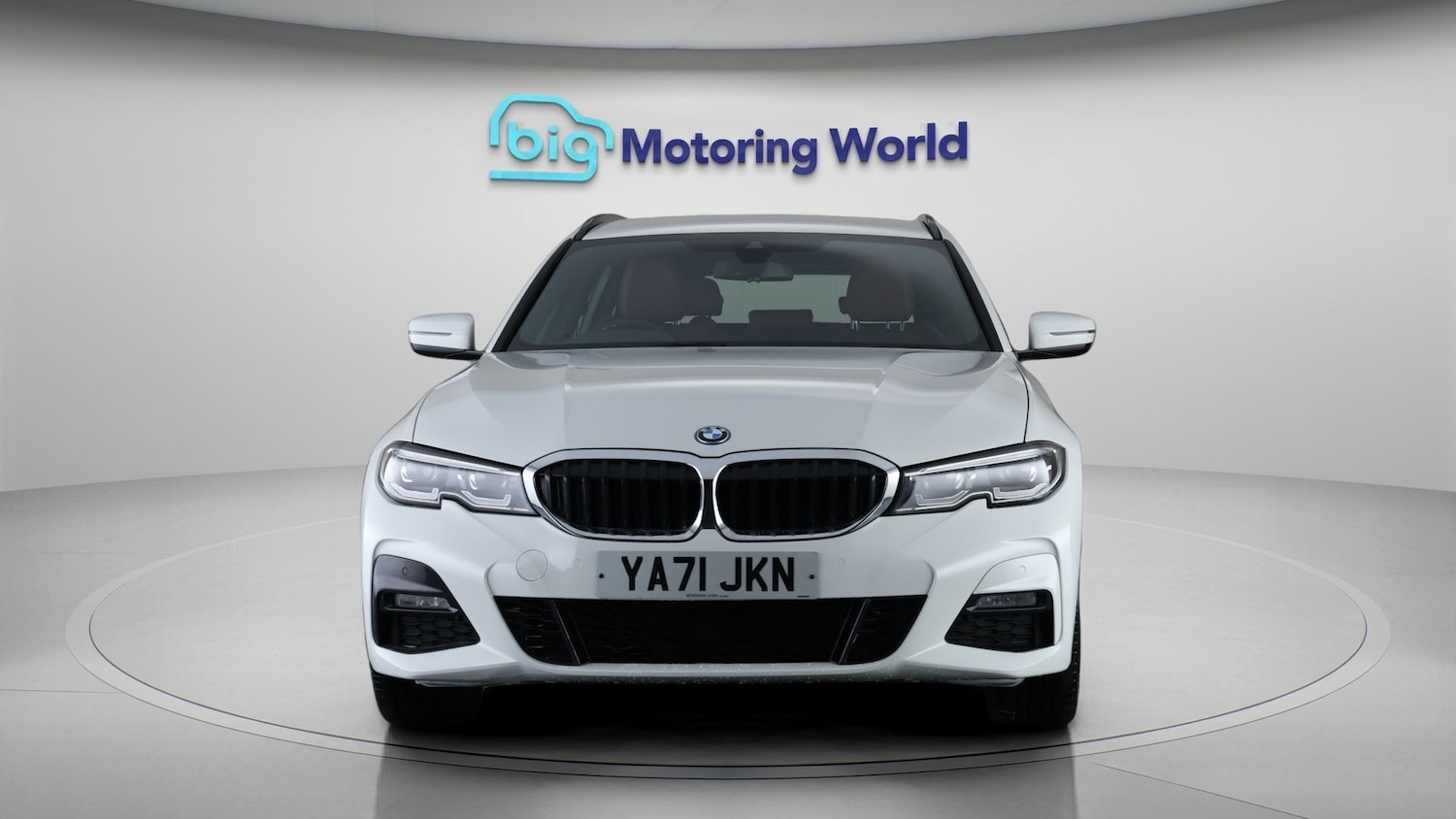 Used BMW 3 Series 2022 for sale - 77767039: Photo 2
