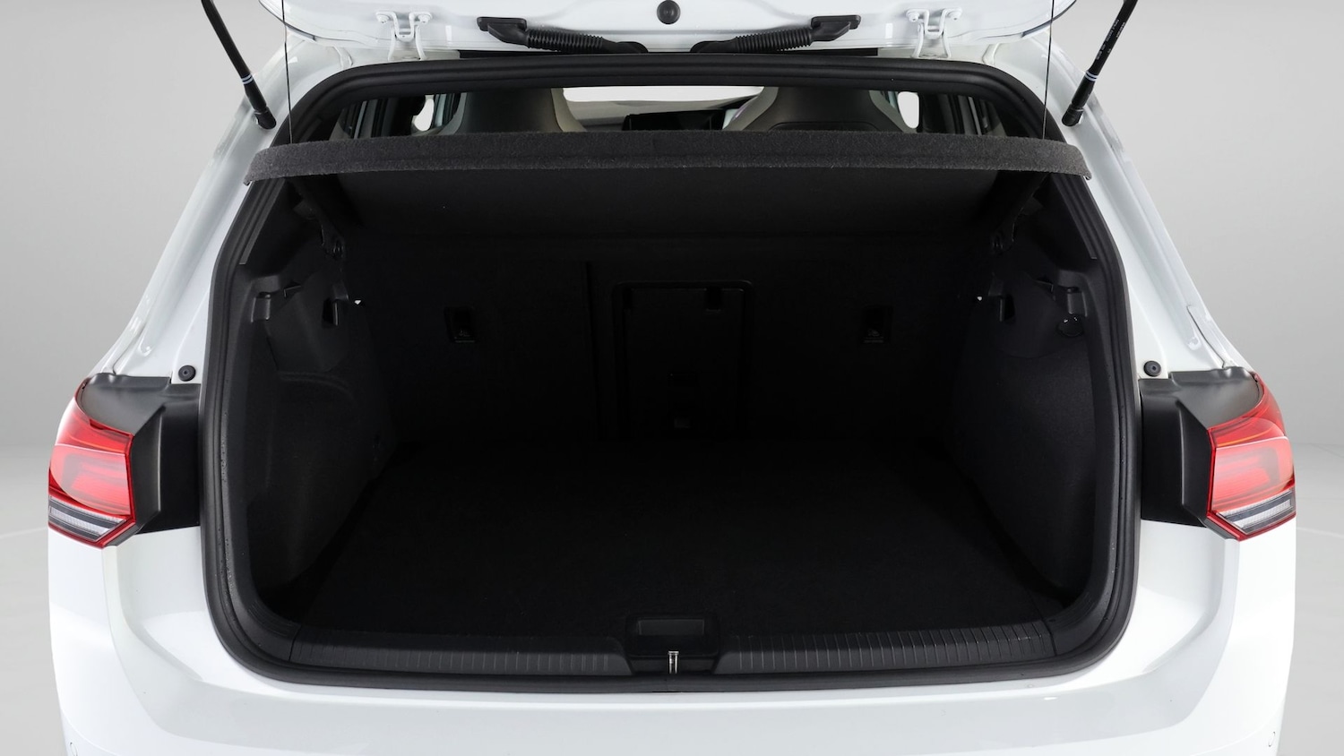 Used Volkswagen Golf 2023 for sale - 77979997: Photo 16