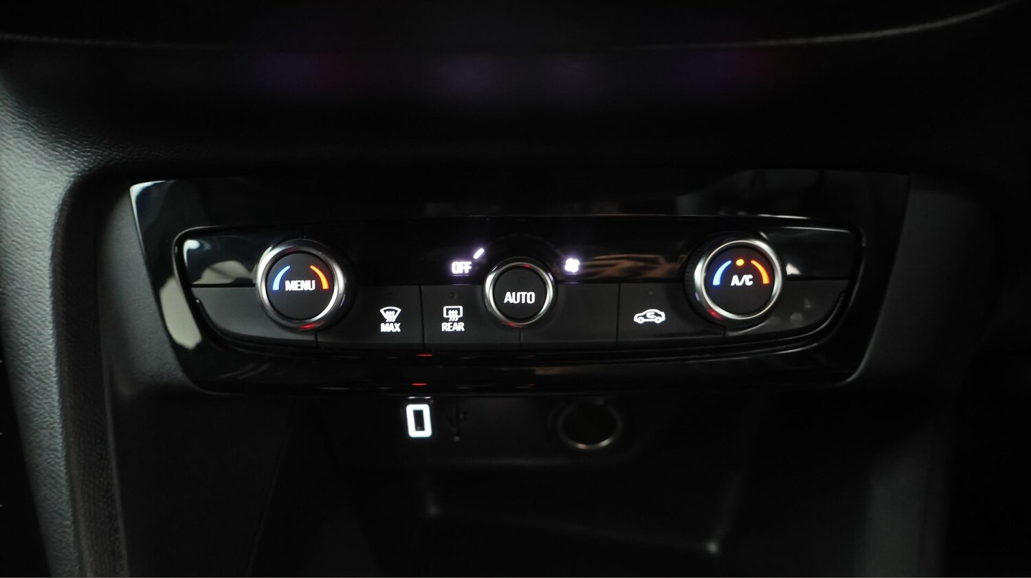 Used Vauxhall Corsa for sale - 77917450: Photo 11