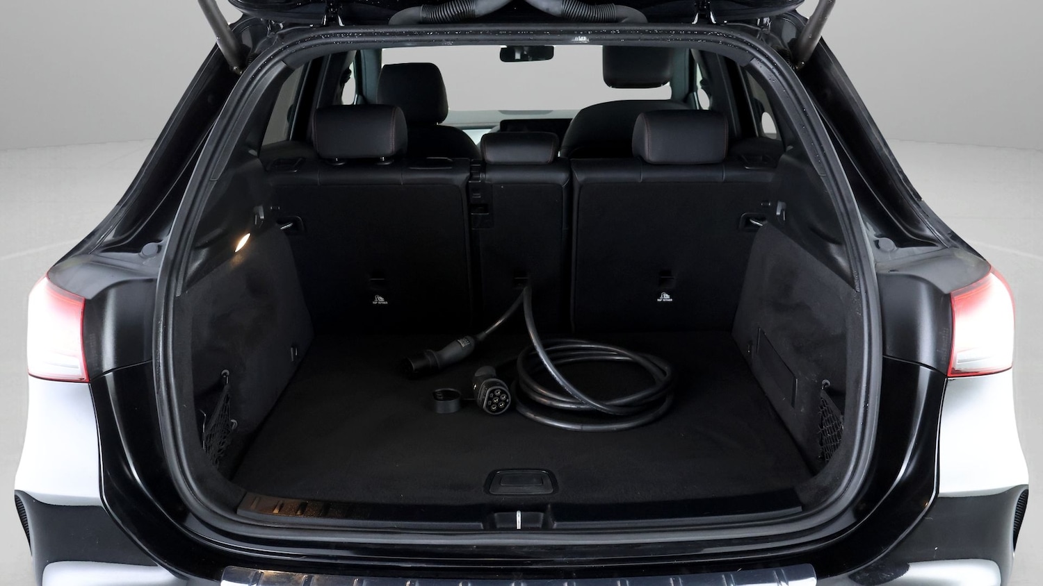 Used Mercedes-Benz EQA 2023 for sale - 77632629: Photo 17