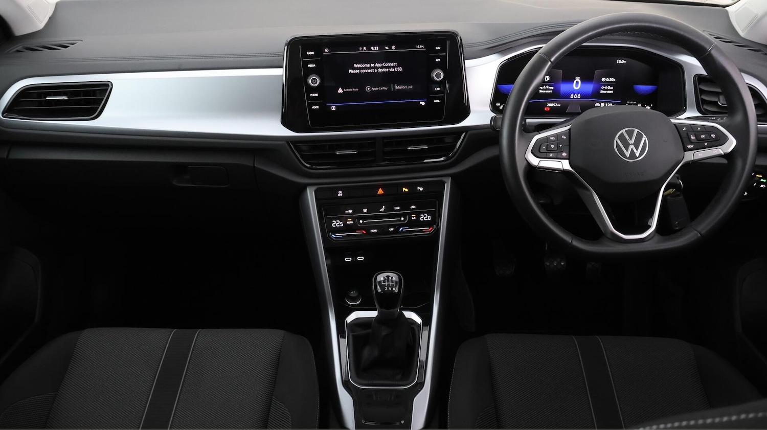 Used Volkswagen T-Roc 2023 for sale - 75991219: Photo 16