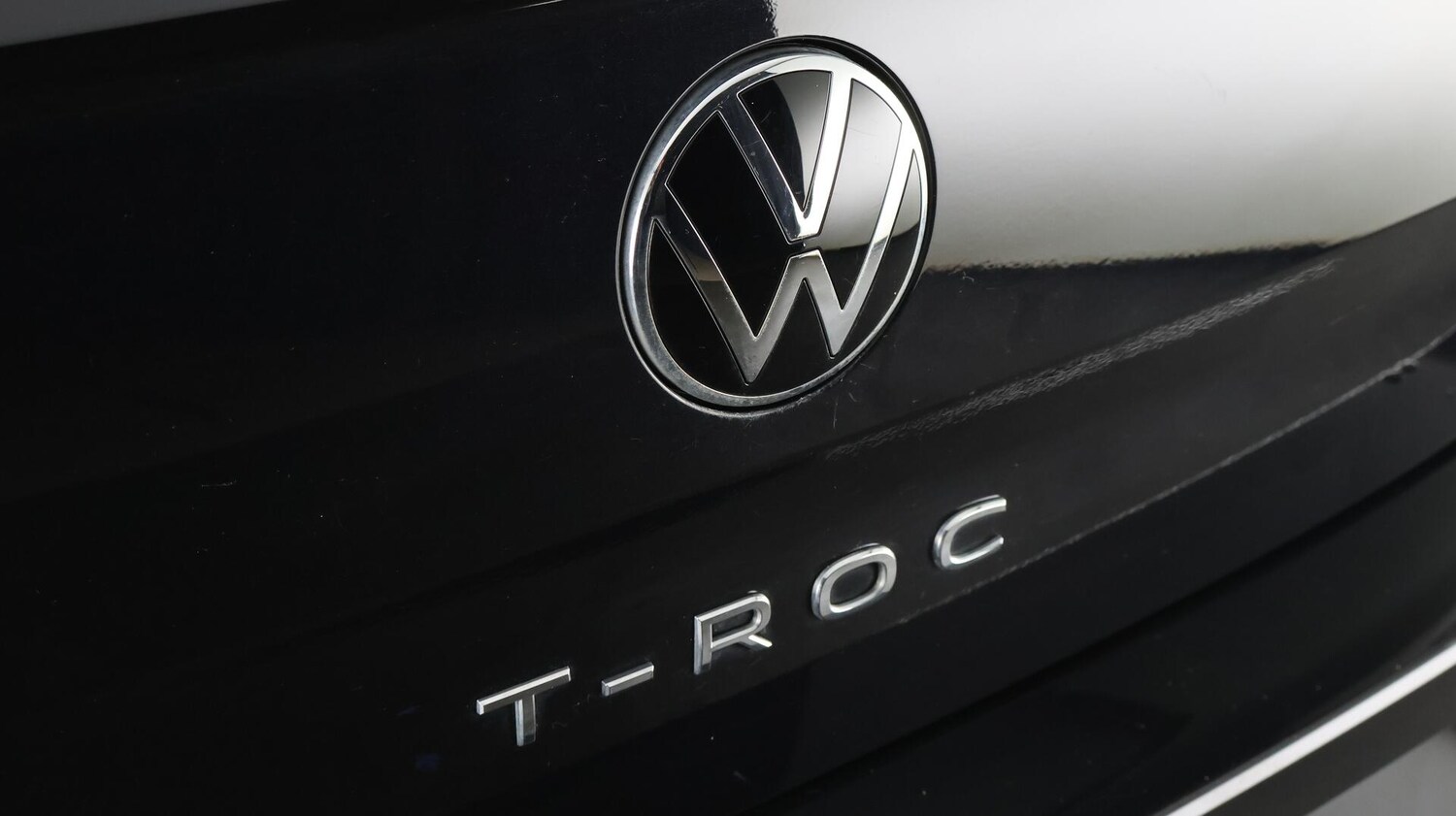 Used Volkswagen T-Roc 2023 for sale - 75991219: Photo 30