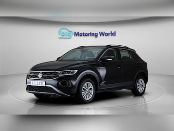 Used Volkswagen T-Roc 2023 for sale - 75991219: Photo