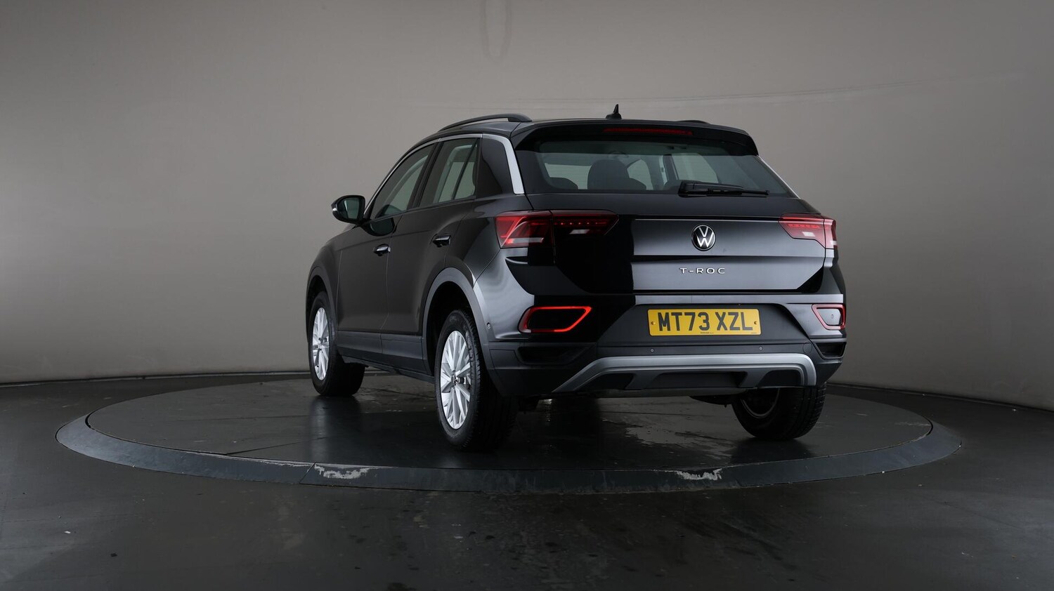 Used Volkswagen T-Roc 2023 for sale - 75991219: Photo 56