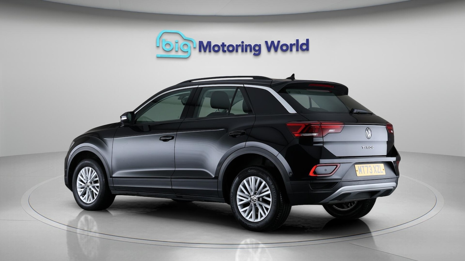 Used Volkswagen T-Roc 2023 for sale - 75991219: Photo 6