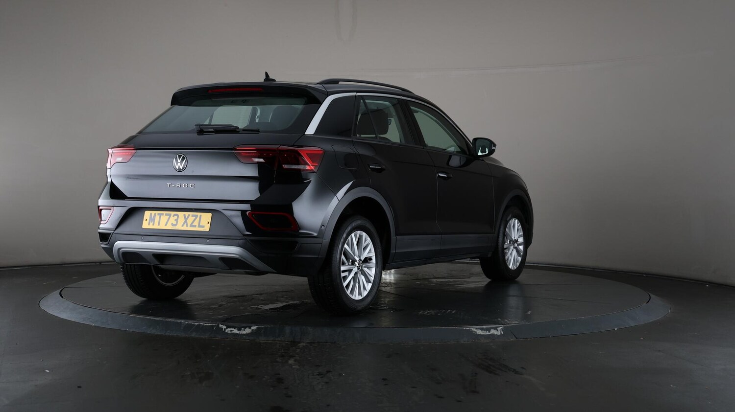 Used Volkswagen T-Roc 2023 for sale - 75991219: Photo 66